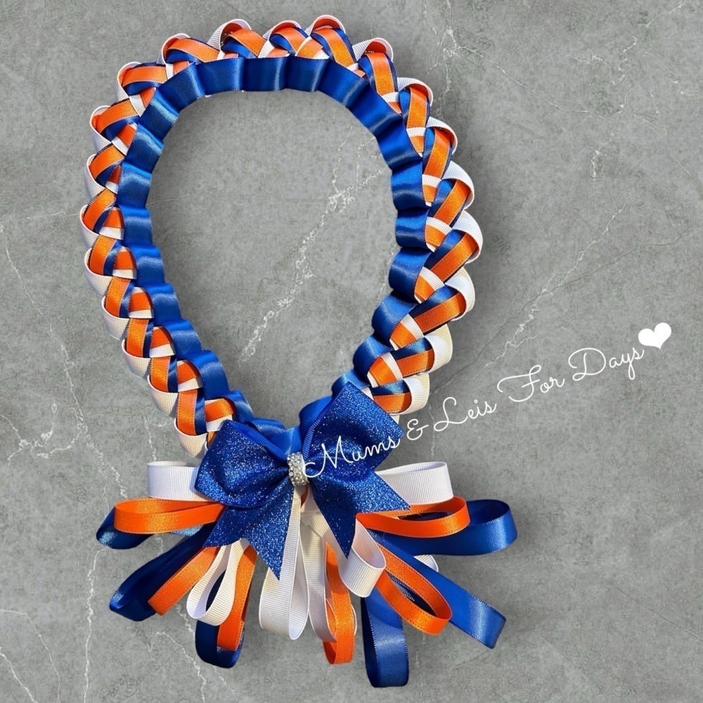 Custom Graduation Lei, Birthday Lei 
Money Lei Custom made all colors themes